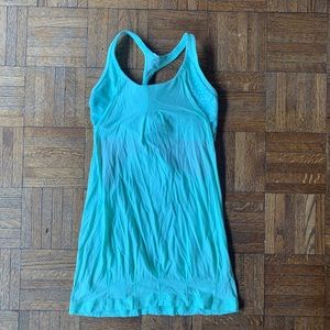 Lulu active top size 2